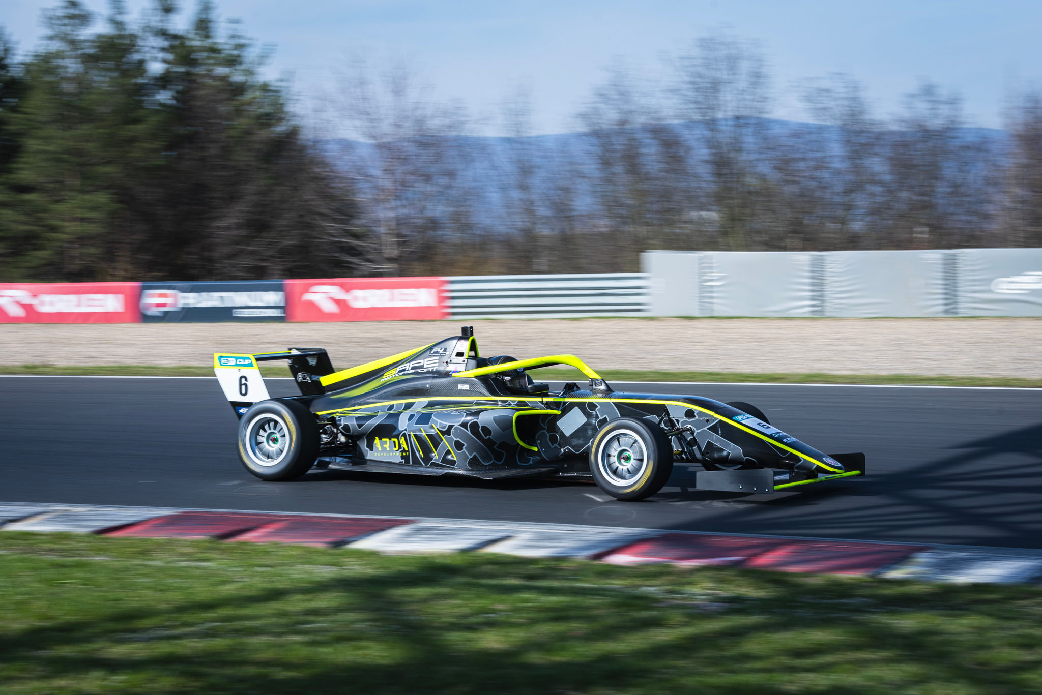 The F4 CEZ Academy is successful, a new generation of male and female racers are making their presence known